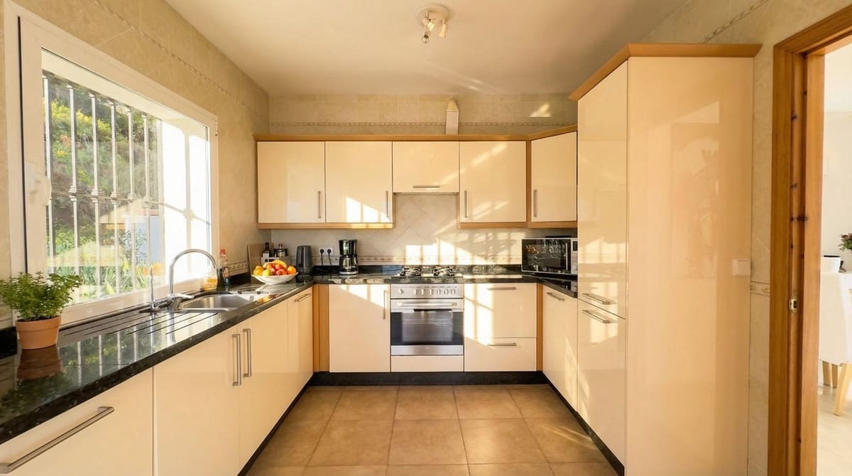 4 chambre Villa/Maison à vendre à Valtocado avec piscine garage - 1 485 000 € (Ref: 9628438)