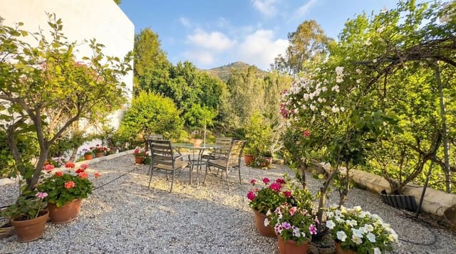 4 soveværelse Villa til salg i Valtocado, Mijas med swimmingpool garage - € 1.485.000 (Ref: 9628438)