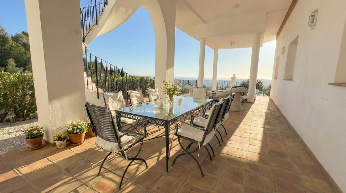 4 soveværelse Villa til salg i Valtocado med swimmingpool garage - € 1.485.000 (Ref: 9628438)