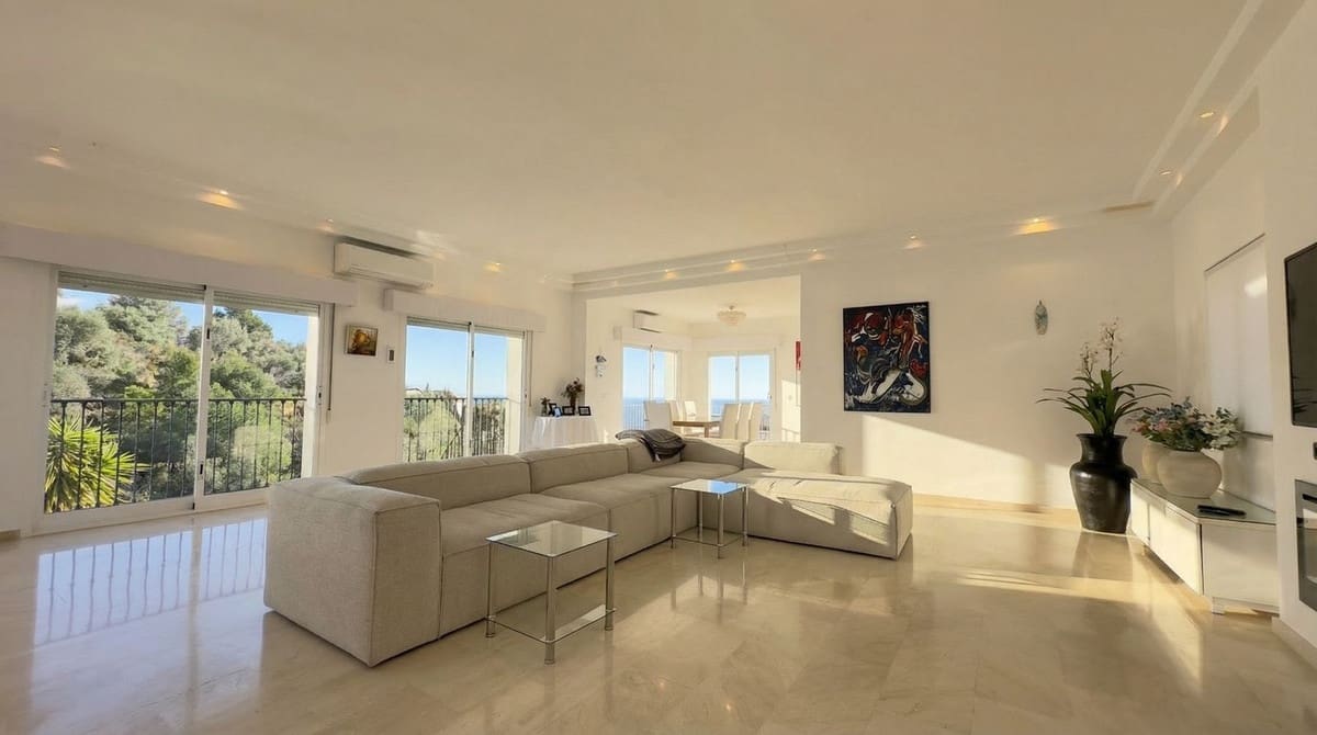 4 soveværelse Villa til salg i Valtocado med swimmingpool garage - € 1.485.000 (Ref: 9628438)