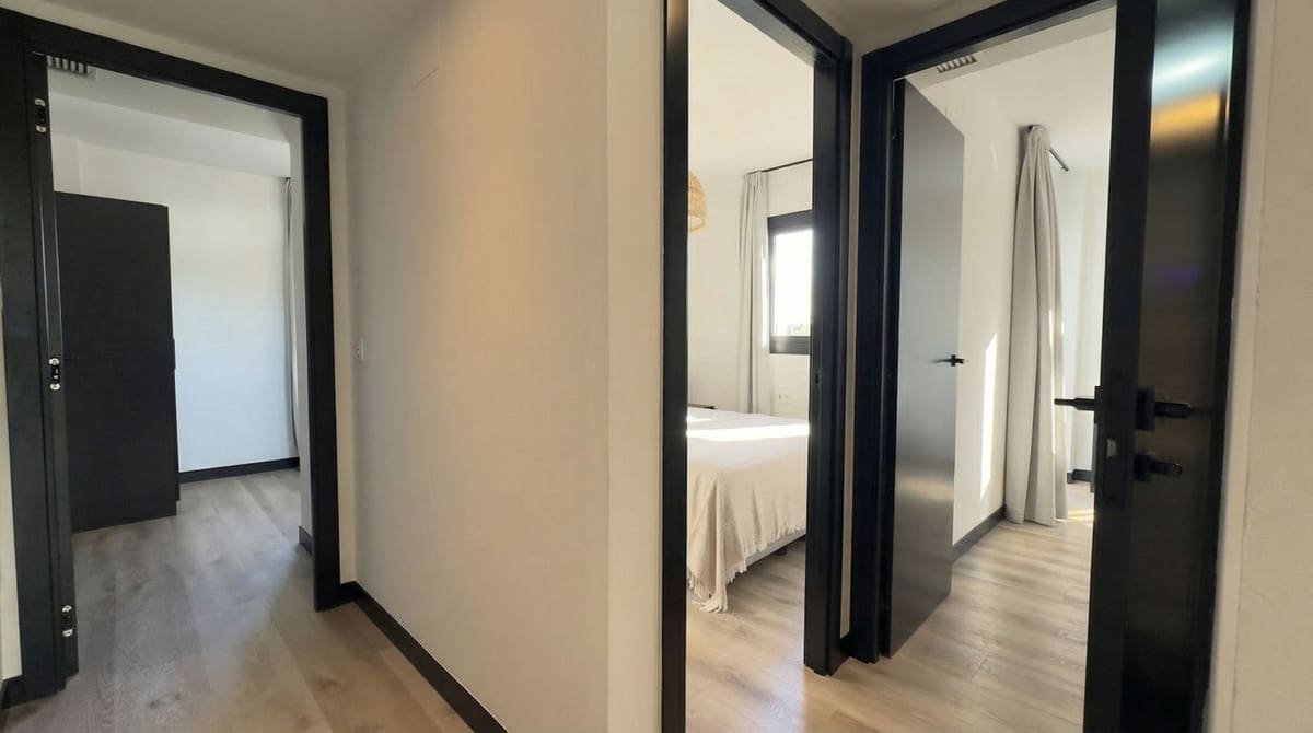 4 bedroom Apartment for sale in Mijas Costa with pool garage - € 465,000 (Ref: 9628440)