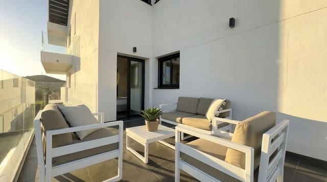 4 bedroom Apartment for sale in Mijas Costa, Mijas with pool garage - € 465,000 (Ref: 9628440)