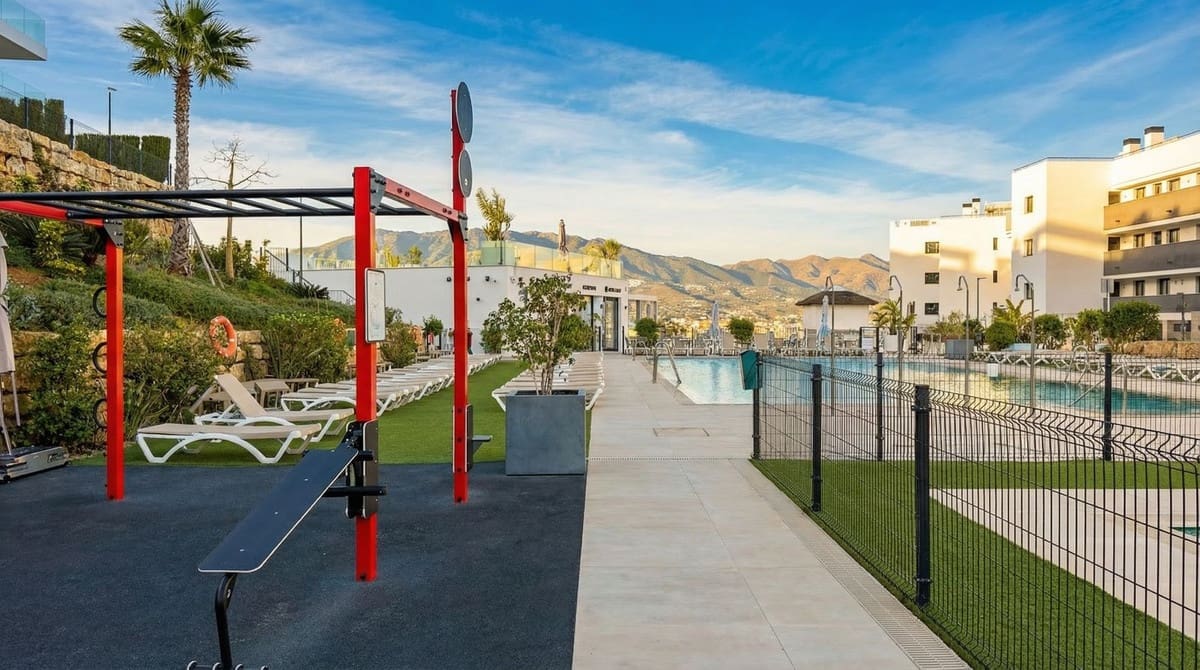 3 sovrum Lägenhet till salu i Mijas Costa med pool garage - 350 000 € (Ref: 9628441)