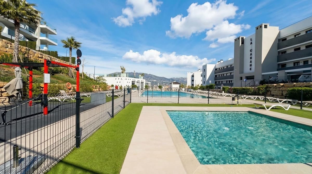 3 sovrum Lägenhet till salu i Mijas Costa med pool garage - 350 000 € (Ref: 9628441)