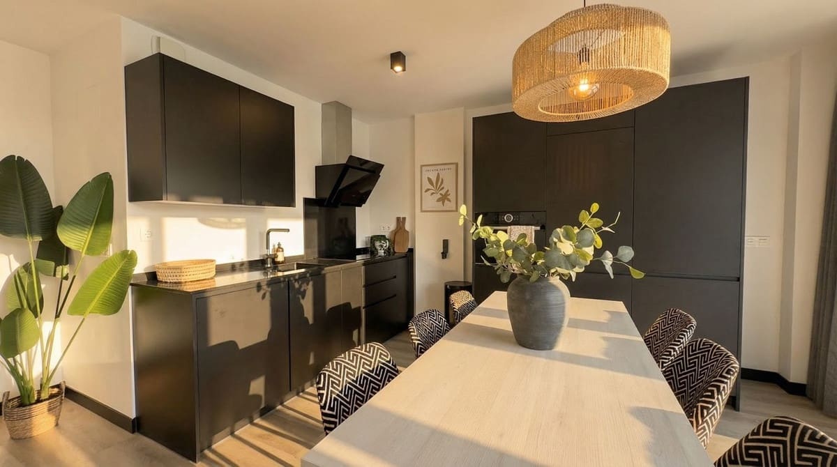 3 soveværelse Lejlighed til salg i Mijas Costa med swimmingpool garage - € 349.000 (Ref: 9628441)