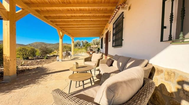 Finca/Casa Rural de 4 habitaciones en Alora en venta con piscina garaje - 269.000 € (Ref: 9628442)