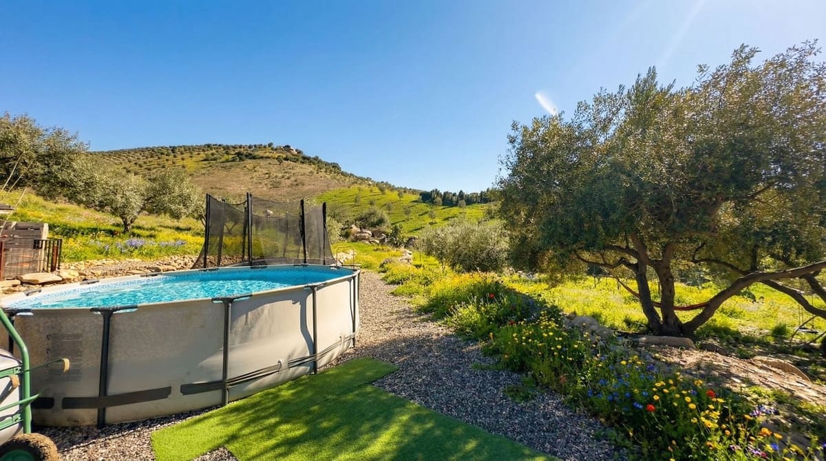 Finca/Casa Rural de 4 habitaciones en Alora en venta con piscina garaje - 269.000 € (Ref: 9628442)