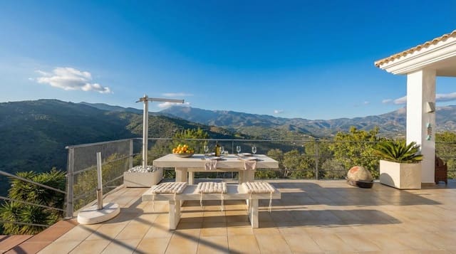 4 camera da letto Villa in vendita in Guaro con piscina garage - 995.000 € (Rif: 9631862)