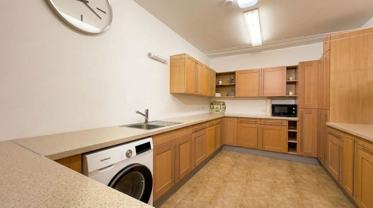 4 sypialnia Willa na sprzedaż w Guaro z basenem garażem - 995 000 € (Ref: 9631862)