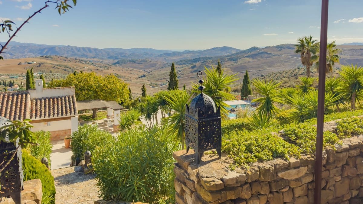 13 bedroom Finca/Country House for sale in Villanueva de la Concepcion with pool garage - € 2,250,000 (Ref: 9656584)