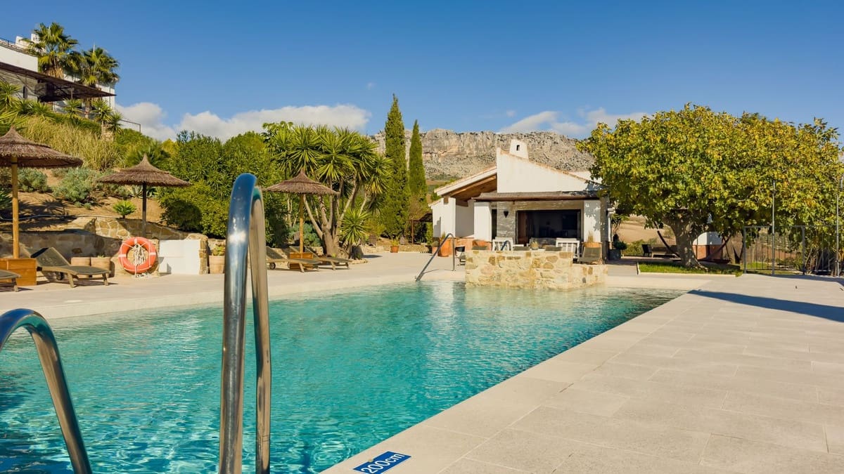 13 bedroom Finca/Country House for sale in Villanueva de la Concepcion with pool garage - € 2,250,000 (Ref: 9656584)