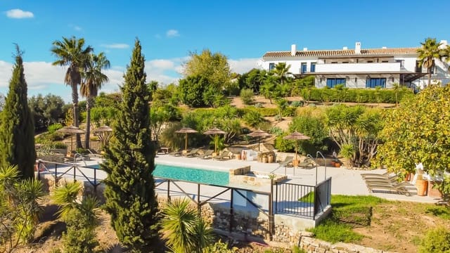 13 chambre Finca/Maison de Campagne à vendre à Villanueva de la Concepcion avec piscine garage - 1 995 000 € (Ref: 9656584)