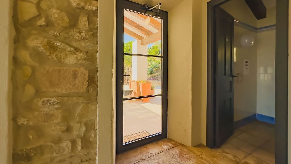 13 bedroom Finca/Country House for sale in Villanueva de la Concepcion with pool garage - € 1,995,000 (Ref: 9656584)