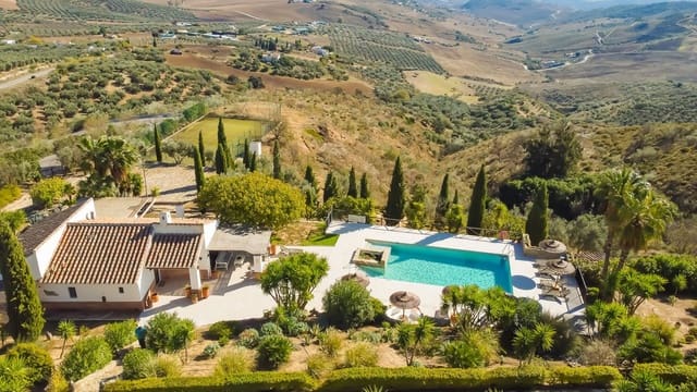 13 quarto Quinta/Casa Rural para venda em Villanueva de la Concepcion com piscina garagem - 1 995 000 € (Ref: 9656584)