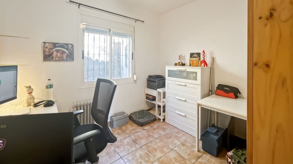 4 soveværelse Villa til salg i Competa med swimmingpool garage - € 446.000 (Ref: 9697881)