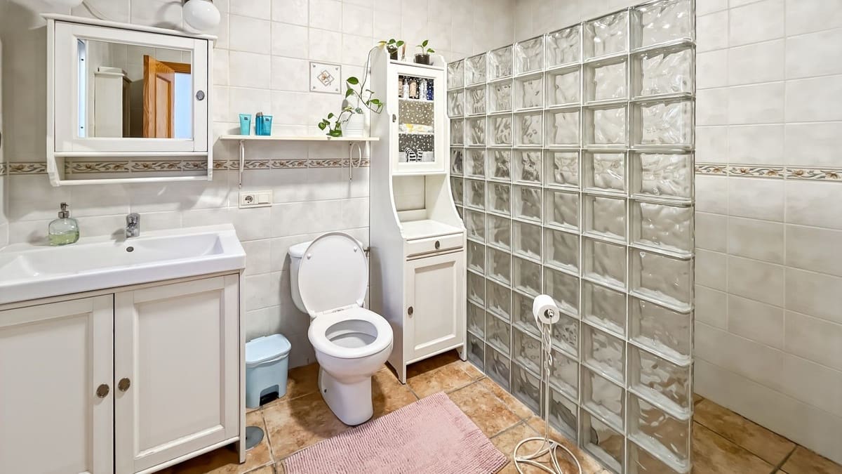 4 soveværelse Villa til salg i Competa med swimmingpool garage - € 446.000 (Ref: 9697881)