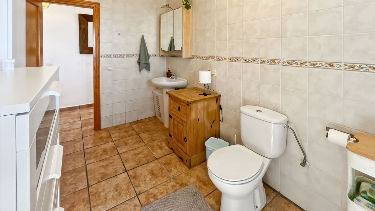 4 soveværelse Villa til salg i Competa med swimmingpool garage - € 446.000 (Ref: 9697881)