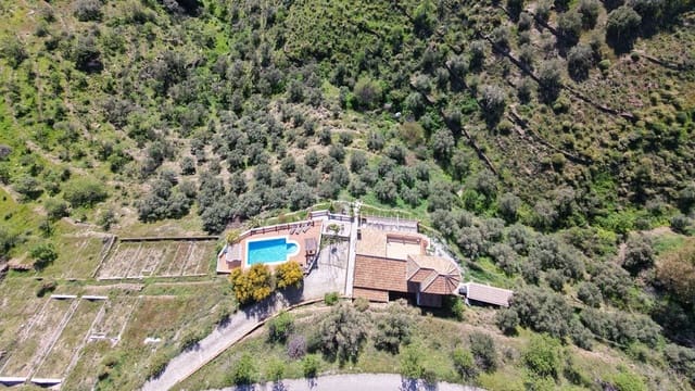 4 soveværelse Villa til salg i Cómpeta med swimmingpool garage - € 446.000 (Ref: 9697881)