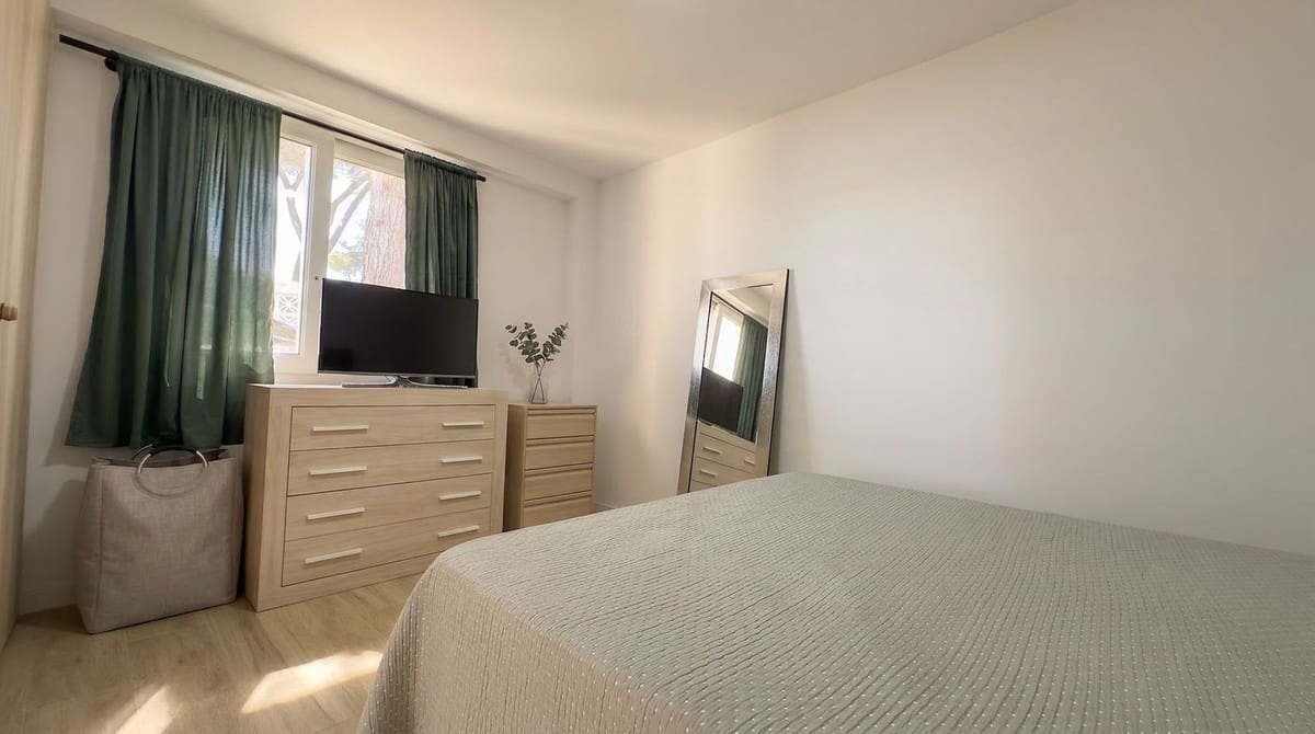 3 slaapkamer Halfvrijstaande villa te koop in Calahonda met garage - € 699.999 (Ref: 9700019)