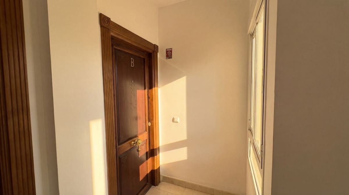 4 soveværelse Lejlighed til salg i Ronda med garage - € 370.000 (Ref: 9742995)