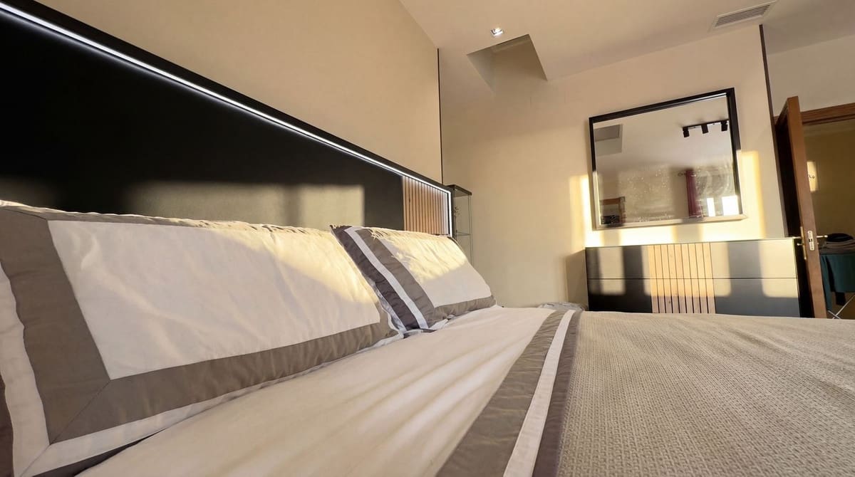 4 soveværelse Lejlighed til salg i Ronda med garage - € 370.000 (Ref: 9742995)