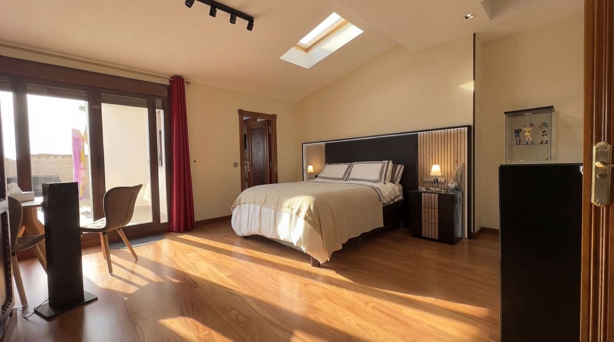 4 soveværelse Lejlighed til salg i Ronda med garage - € 370.000 (Ref: 9742995)