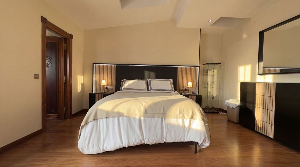 4 soveværelse Lejlighed til salg i Ronda med garage - € 370.000 (Ref: 9742995)