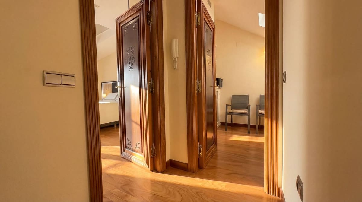 4 soveværelse Lejlighed til salg i Ronda med garage - € 370.000 (Ref: 9742995)