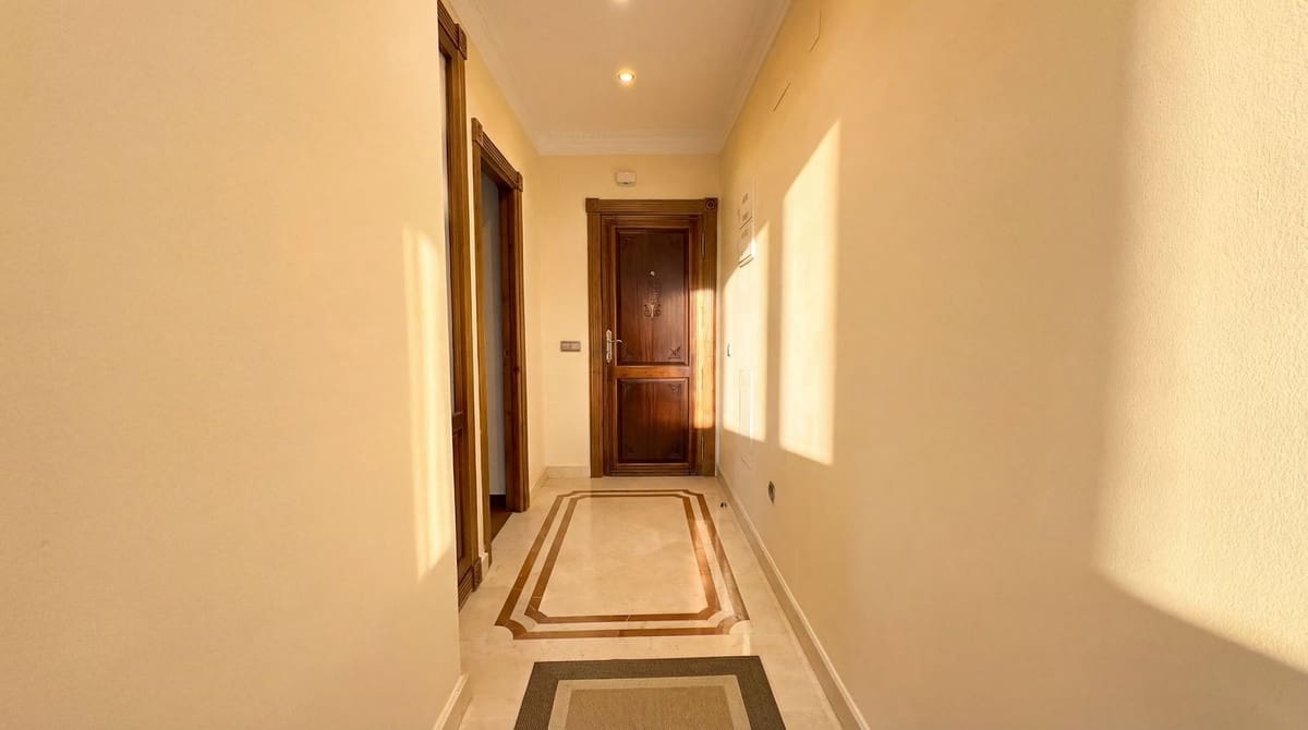 4 soveværelse Lejlighed til salg i Ronda med garage - € 370.000 (Ref: 9742995)