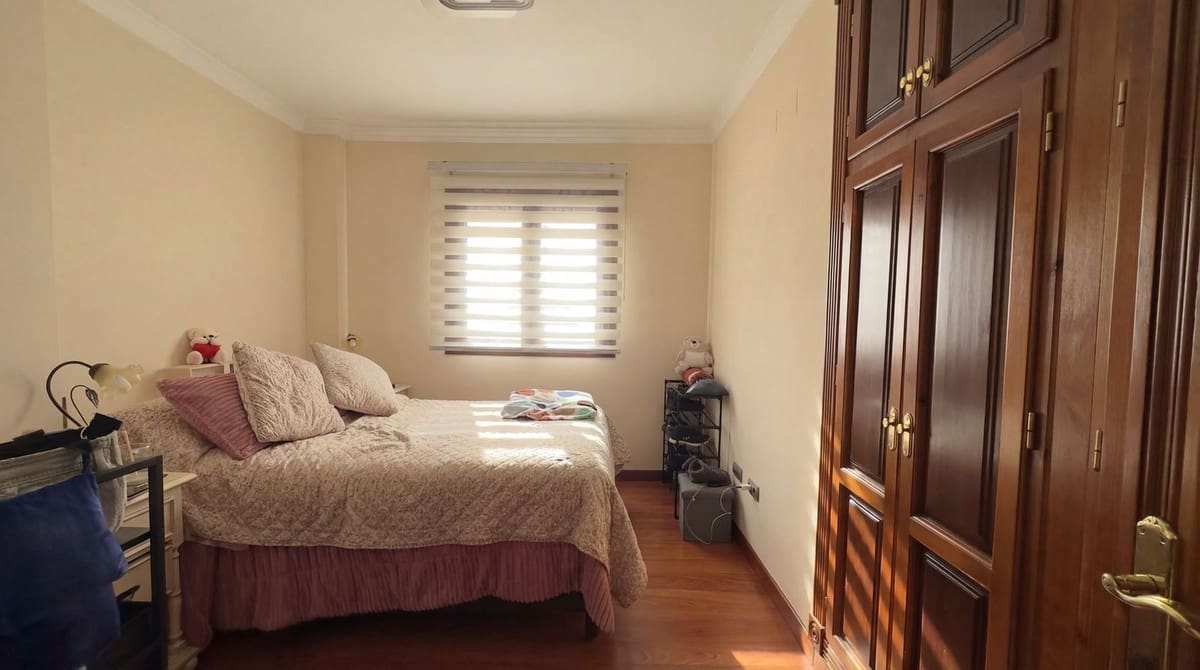 4 soveværelse Lejlighed til salg i Ronda med garage - € 370.000 (Ref: 9742995)