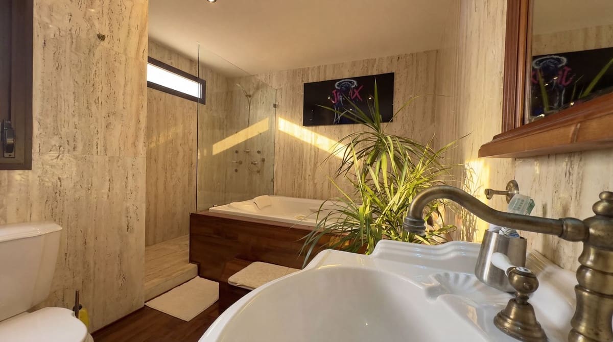 4 soveværelse Lejlighed til salg i Ronda med garage - € 370.000 (Ref: 9742995)