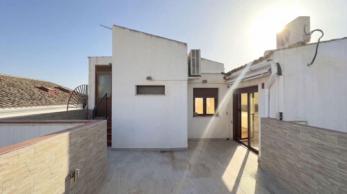 4 soveværelse Lejlighed til salg i Ronda med garage - € 370.000 (Ref: 9742995)