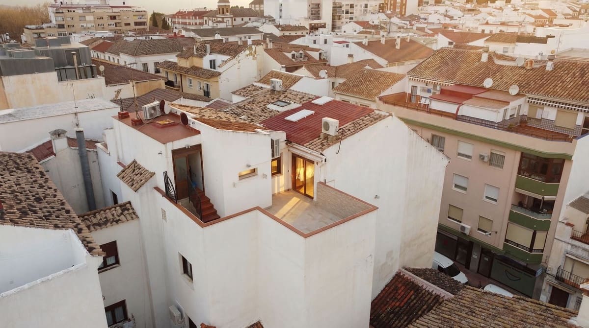 4 soveværelse Lejlighed til salg i Ronda med garage - € 370.000 (Ref: 9742995)