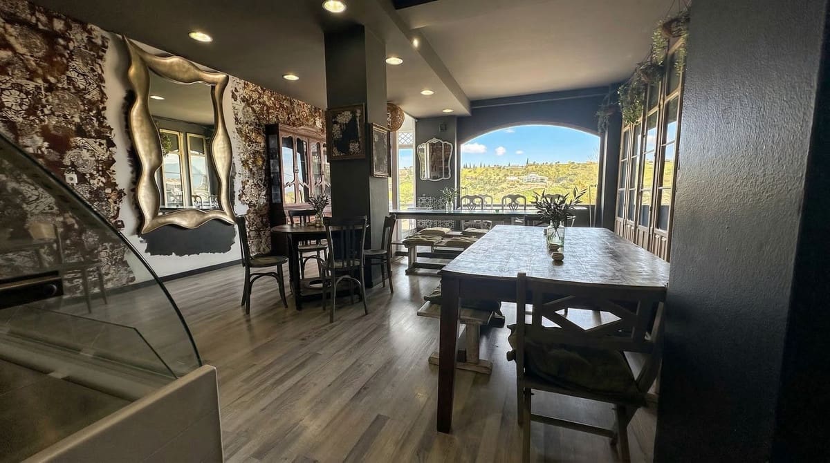 Restaurant/Bar til salg i Coin - € 69.500 (Ref: 9793692)