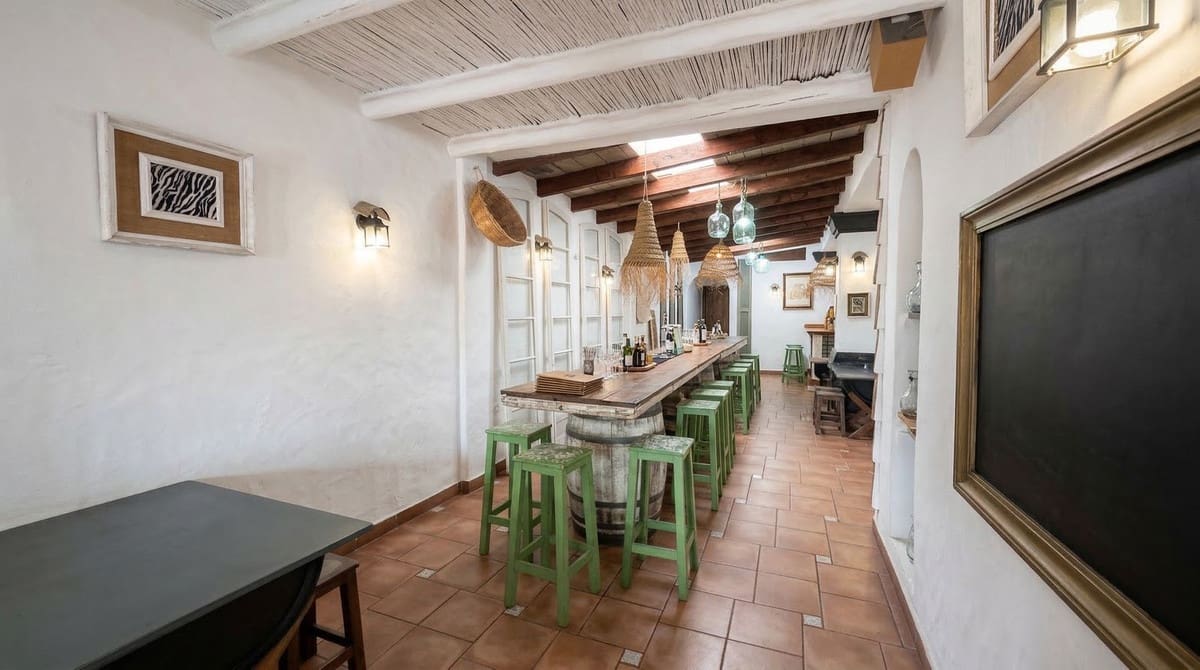 Restaurant/Bar til salg i Coin - € 69.500 (Ref: 9793692)