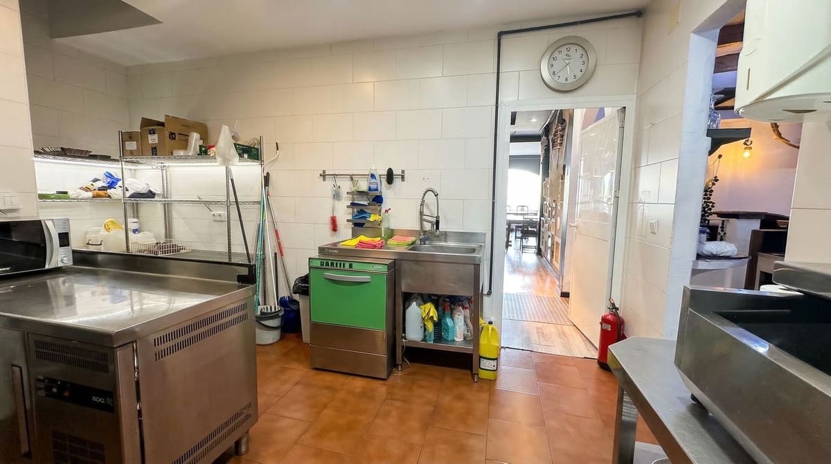 Bar/Restaurant zu vermieten in Coin mit Garage - 500 € (Ref: 9793693)