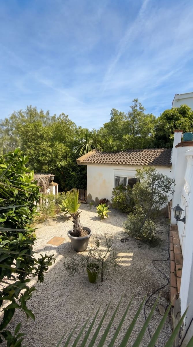 5 sypialnia Willa na sprzedaż w Alhaurin de la Torre z basenem - 645 000 € (Ref: 9793694)