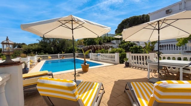 5 sypialnia Willa na sprzedaż w Alhaurín de la Torre z basenem - 645 000 € (Ref: 9793694)