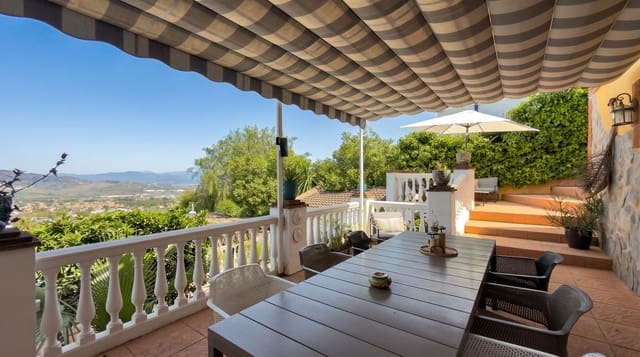 5 sypialnia Willa na sprzedaż w Alhaurín de la Torre z basenem - 645 000 € (Ref: 9793694)