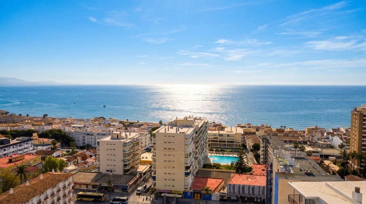 2 sovrum Lägenhet till salu i Fuengirola - 335 000 € (Ref: 9795727)