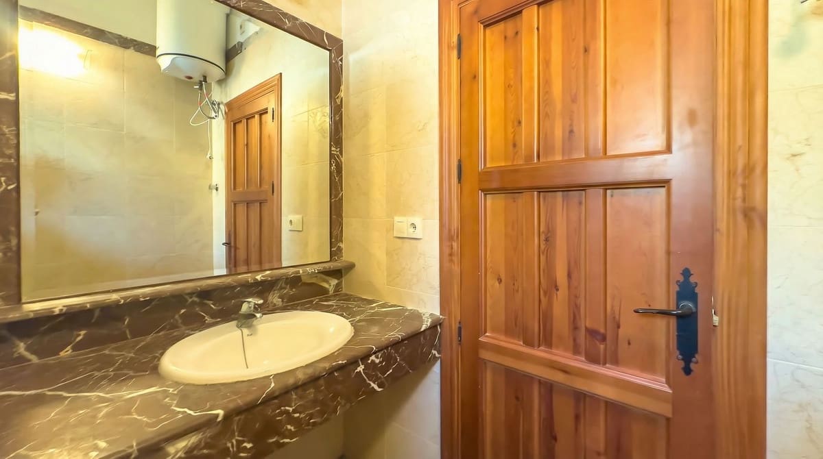 2 sovrum Finca/Hus på landet till salu i Coin med pool garage - 250 000 € (Ref: 9803768)