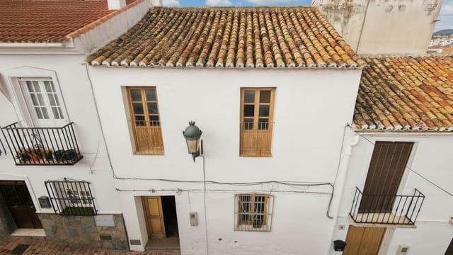 4 slaapkamer Huis te koop in Colmenar - € 125.000 (Ref: 9814766)