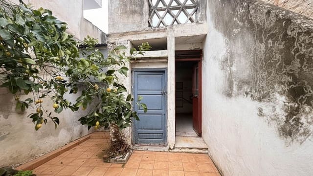 4 slaapkamer Huis te koop in Colmenar - € 125.000 (Ref: 9814766)