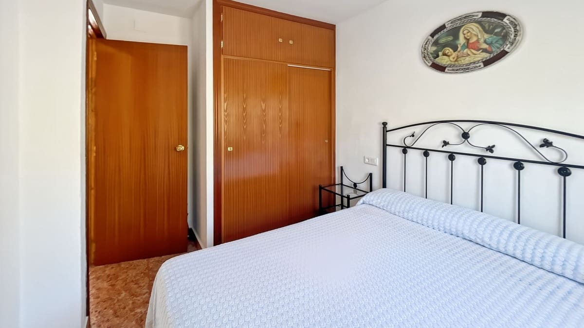 4 soveværelse Finca/Landehus til salg i Comares med swimmingpool garage - € 295.000 (Ref: 9824083)