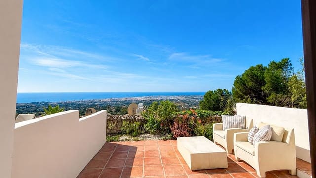 2 sovrum Hus till salu i Mijas med pool - 339 000 € (Ref: 9824742)