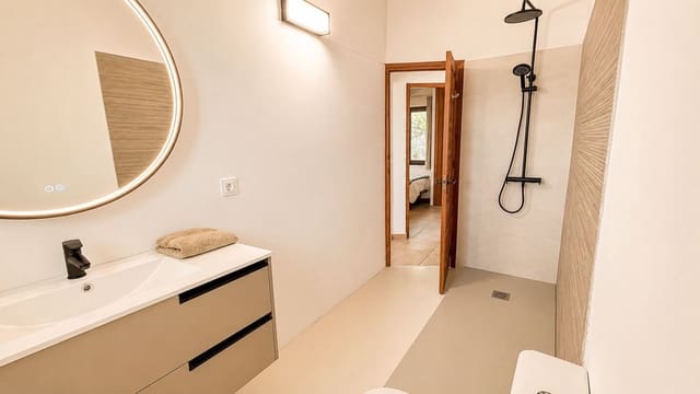 2 sovrum Hus till salu i Mijas med pool - 339 000 € (Ref: 9824742)