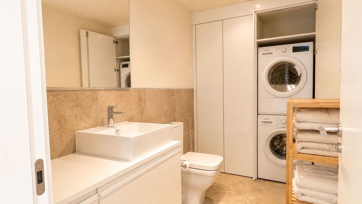 4 sypialnia Dom na sprzedaż w La Cala de Mijas z basenem garażem - 999 000 € (Ref: 9832058)
