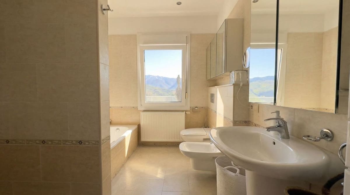 4 chambre Villa/Maison à vendre à Guaro avec piscine garage - 925 000 € (Ref: 9844423)