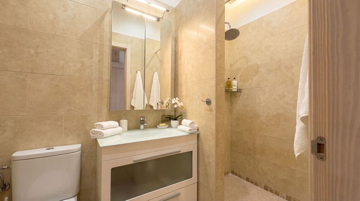 4 chambre Villa/Maison à vendre à Guaro avec piscine garage - 925 000 € (Ref: 9844423)
