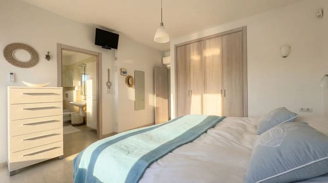 4 chambre Villa/Maison à vendre à Guaro avec piscine garage - 925 000 € (Ref: 9844423)